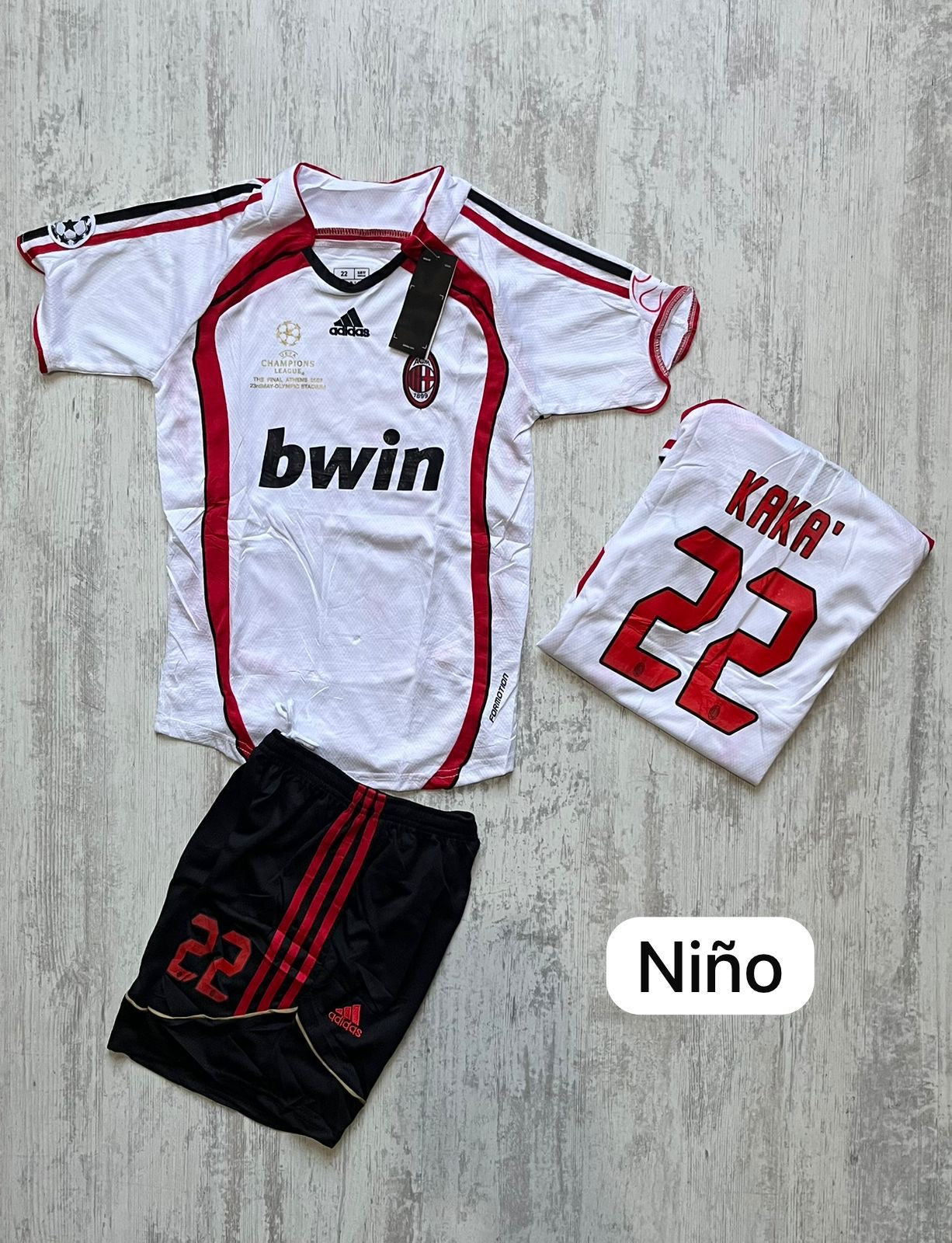 Conjunto de Milán blanco retro 2006