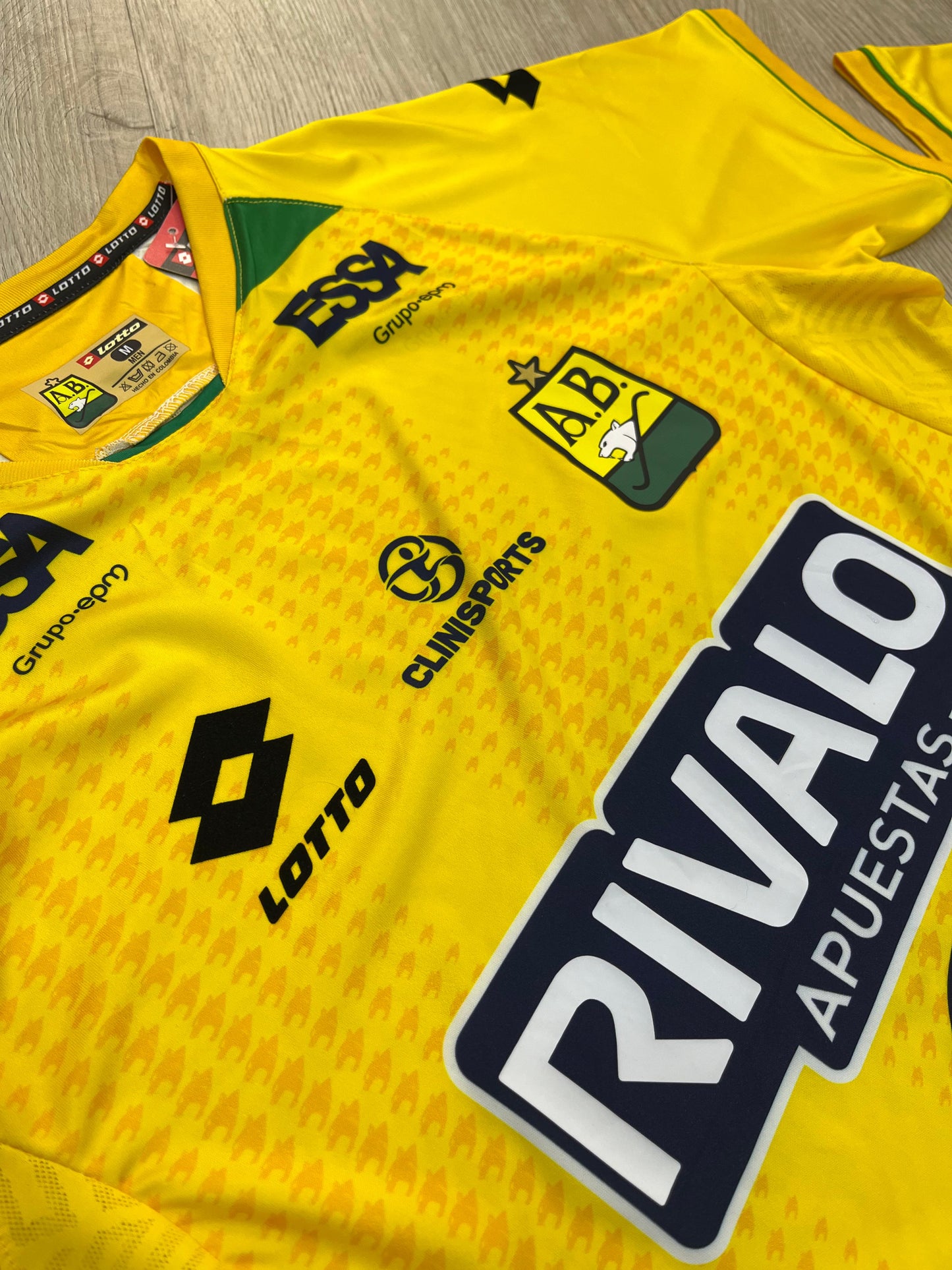 CAMISETA DE ADULTO BUCARAMANGA 2025 1.1 PLAYER