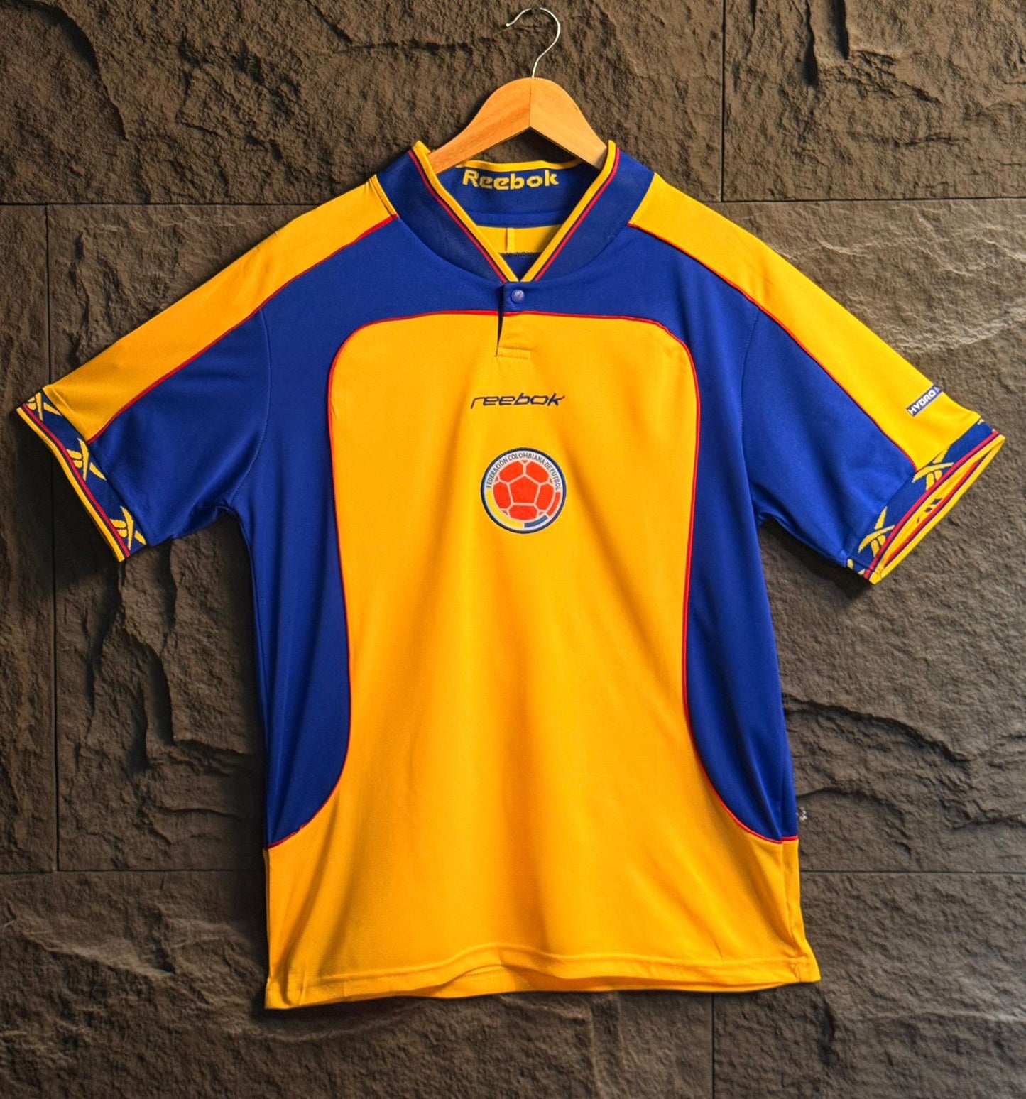 CAMISETA DE COLOMBIA RETRO